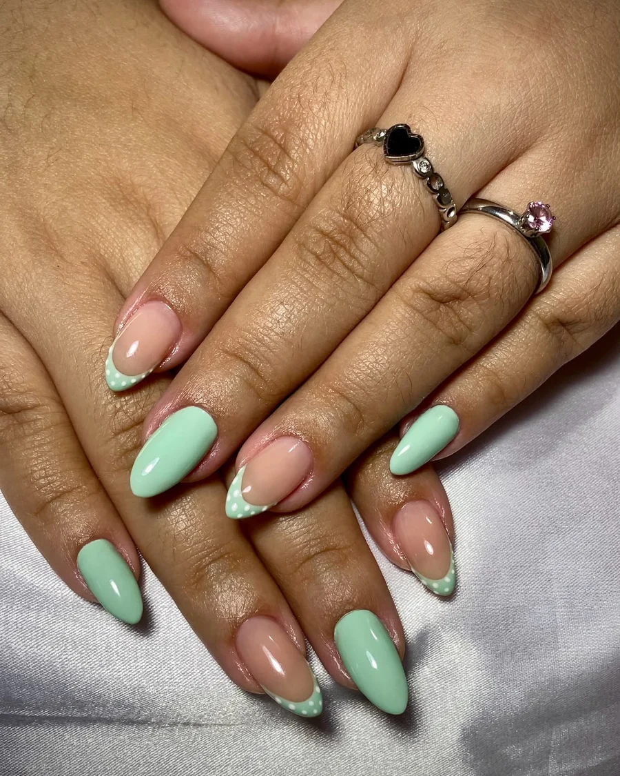 Unhas feitas por Studio Sarah Carvalho em Naviraí-MS (foto 19)